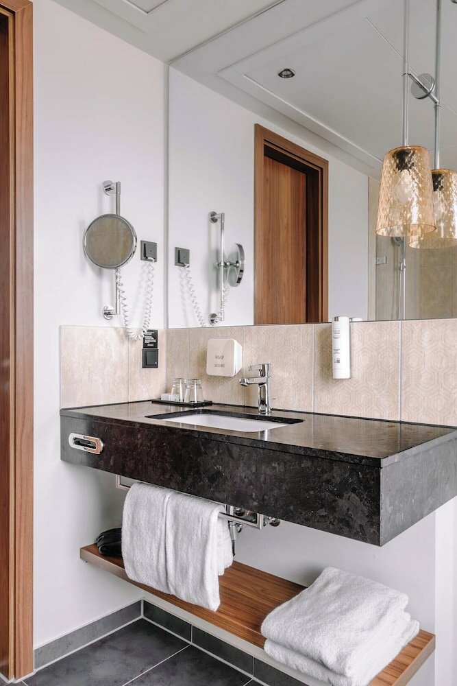 Фото Reichshof Hotel Hamburg