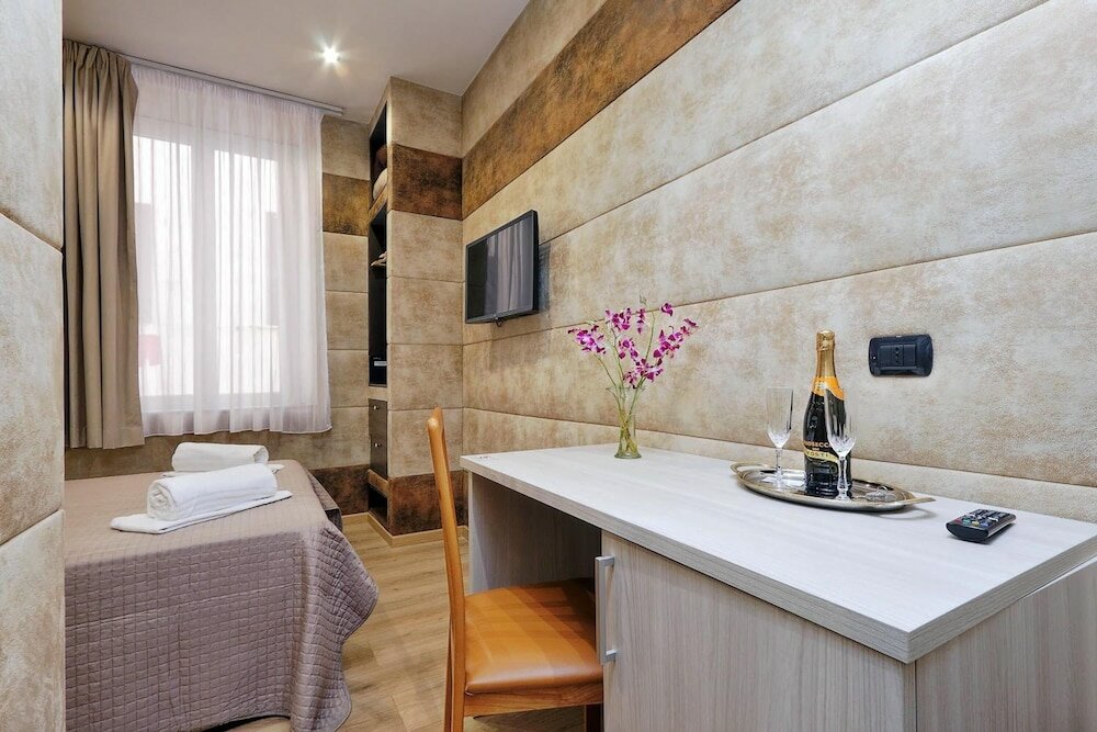 Фото Gialli Vatican Guesthouse