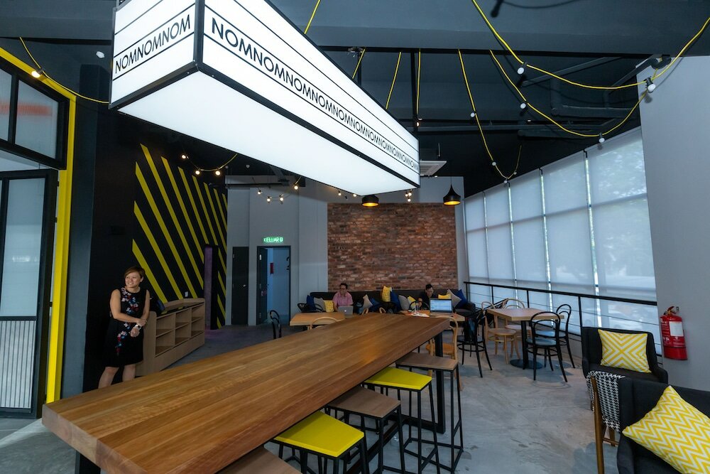 Фото Brown Hotel