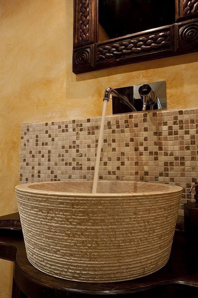 Фото Spirit Of The Knights Boutique