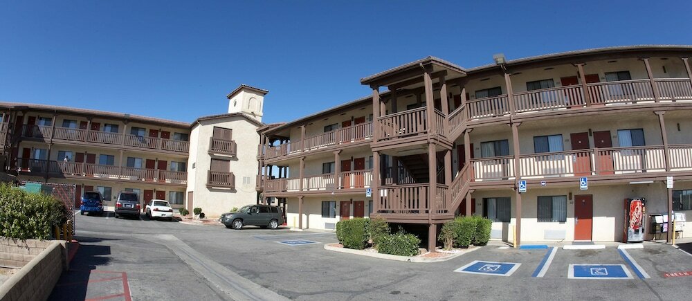 Фото Palms Inn & Suites