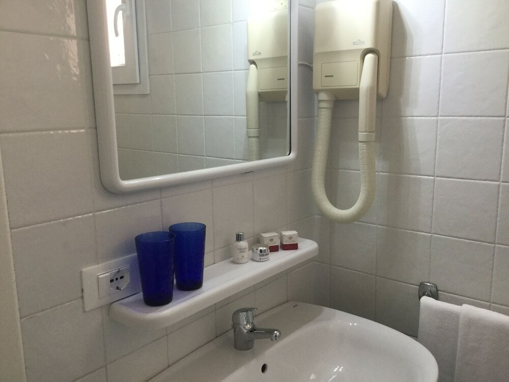 Фото Hotel La Maison