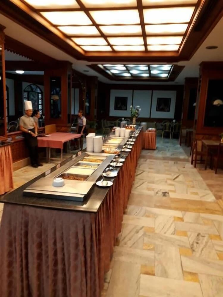 Фото Royal Twins Palace Hotel