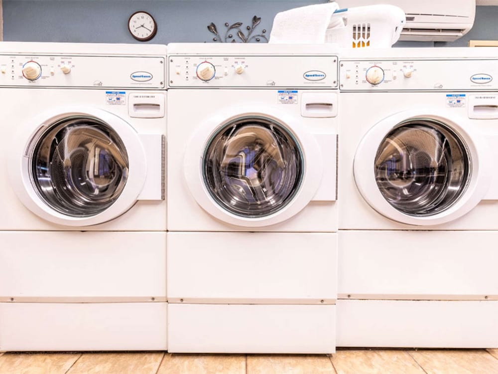 Фото Sonesta Simply Suites Denver West Federal Center