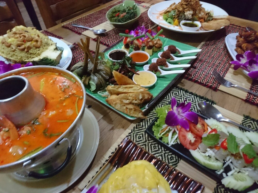 Фото Central Guesthouse