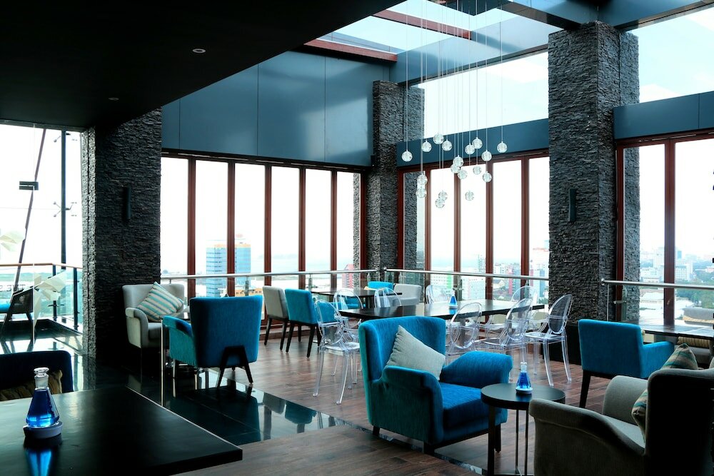 Фото Melia Makassar