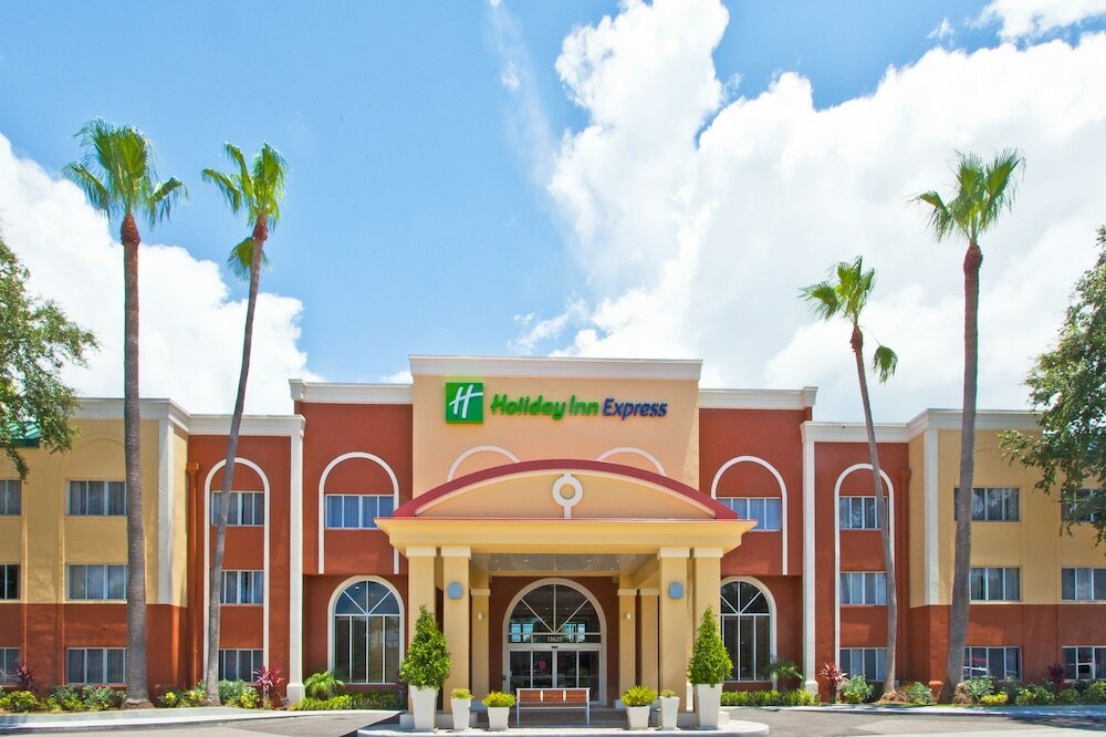 Фото Holiday Inn Express Clearwater East - Icot Center, an Ihg Hotel