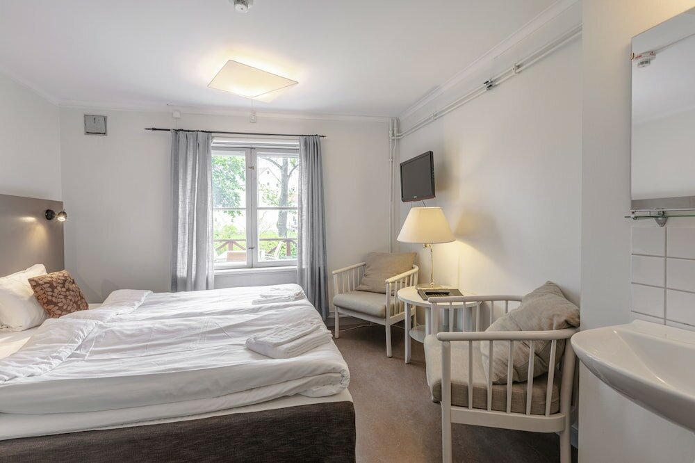 Фото Gripsholms Bed & Breakfast