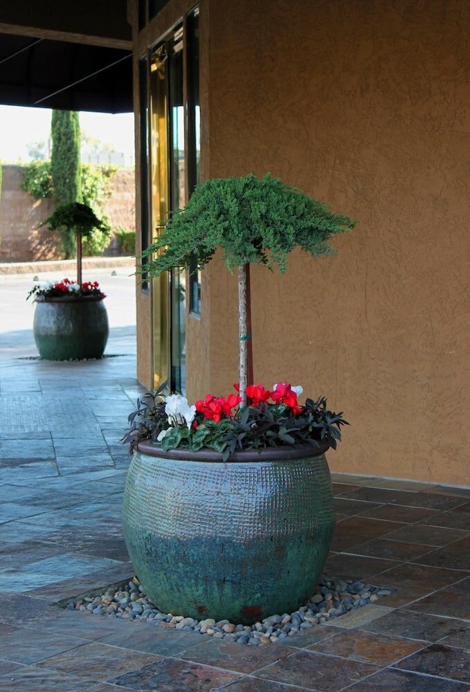 Фото Governors Inn Hotel