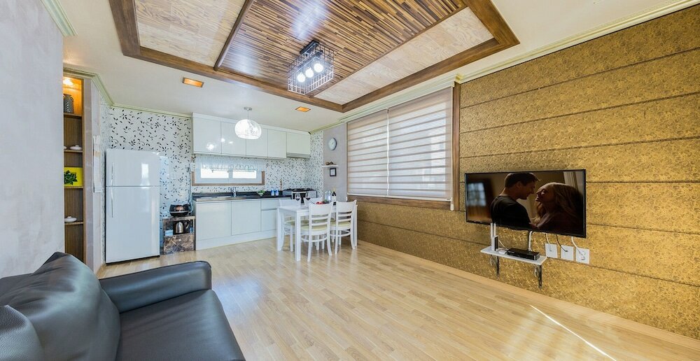 Фото Namhae Oceanview Pension