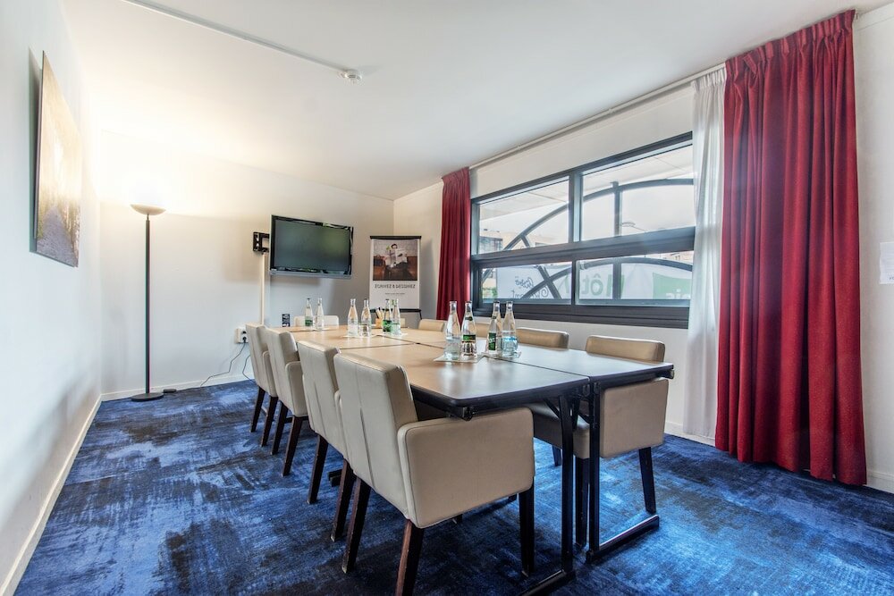 Фото Ibis Styles Evry Cathédrale Hotel