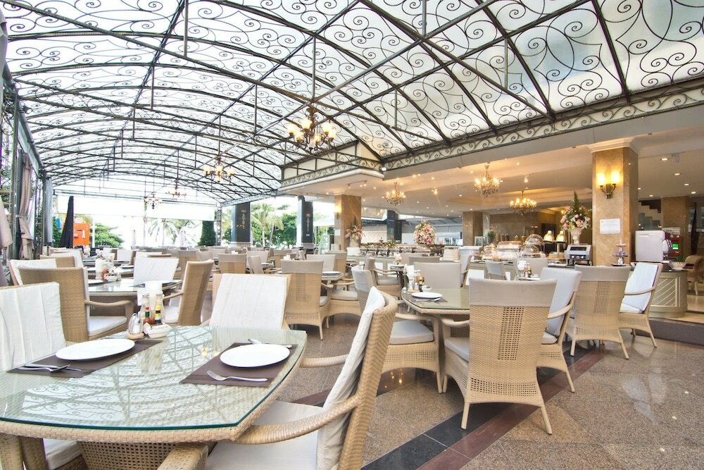 Фото LK The Empress Pattaya