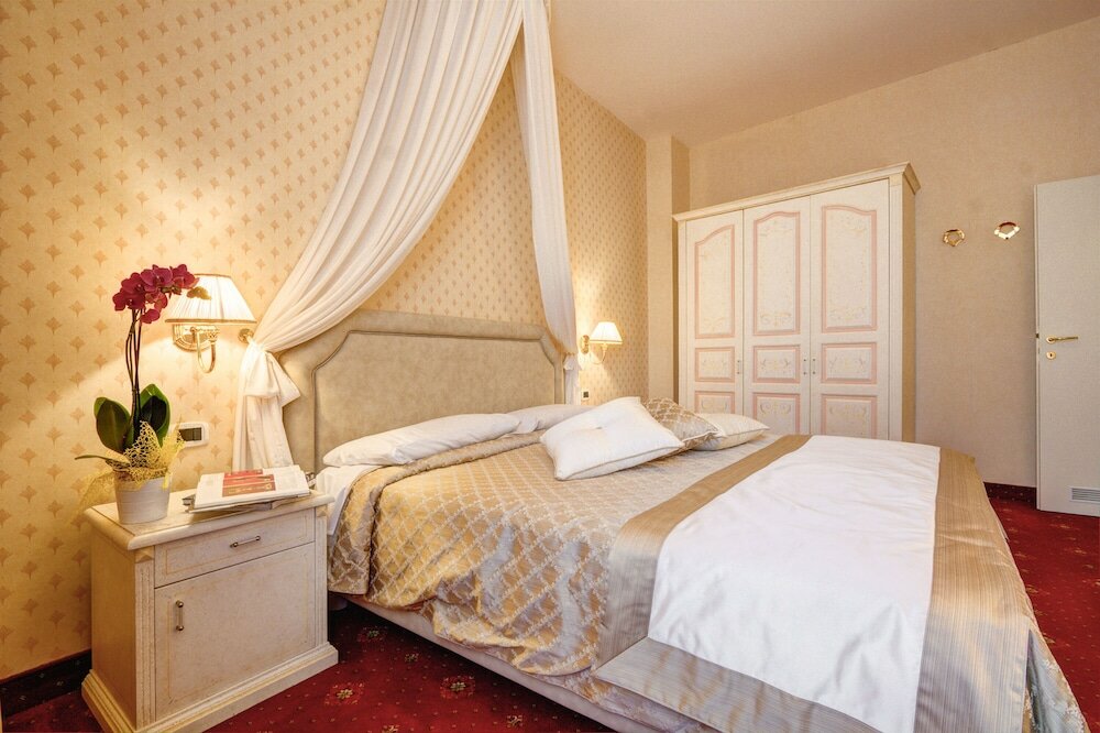 Фото Hotel La Locanda