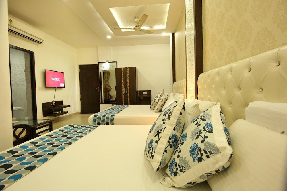 Фото Hotel Riya Palace