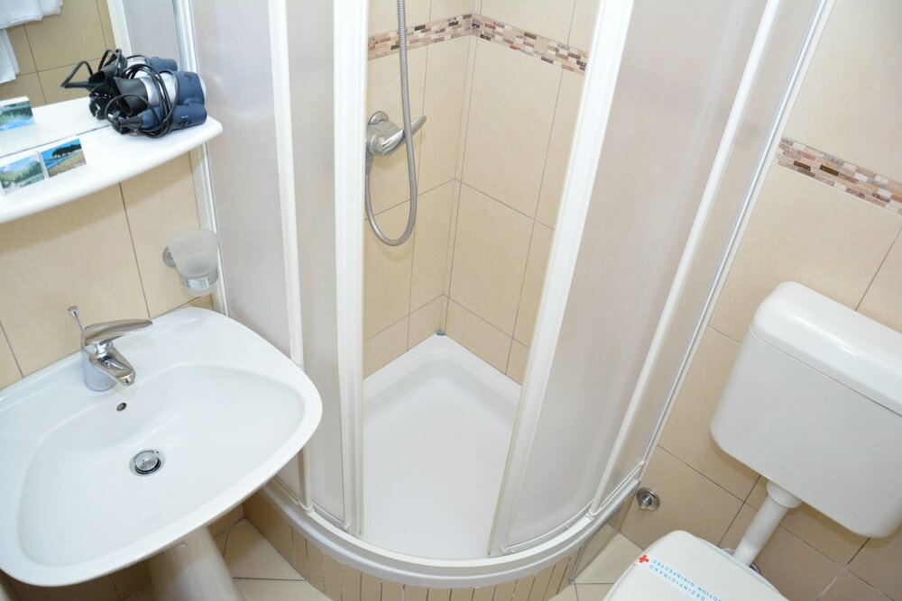 Фото Hotel Dubrava