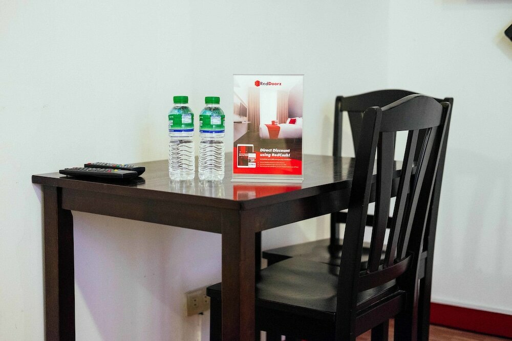 Фото RedDoorz near Quirino Station