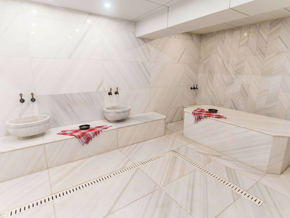 Фото Mercure Baku City