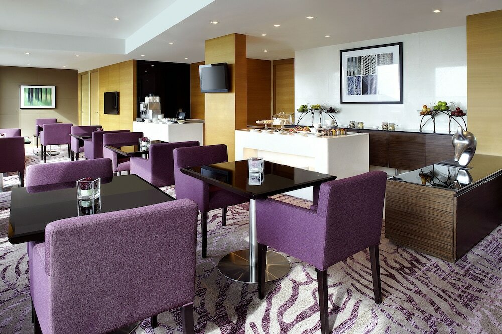 Фото Novotel Hong Kong Citygate