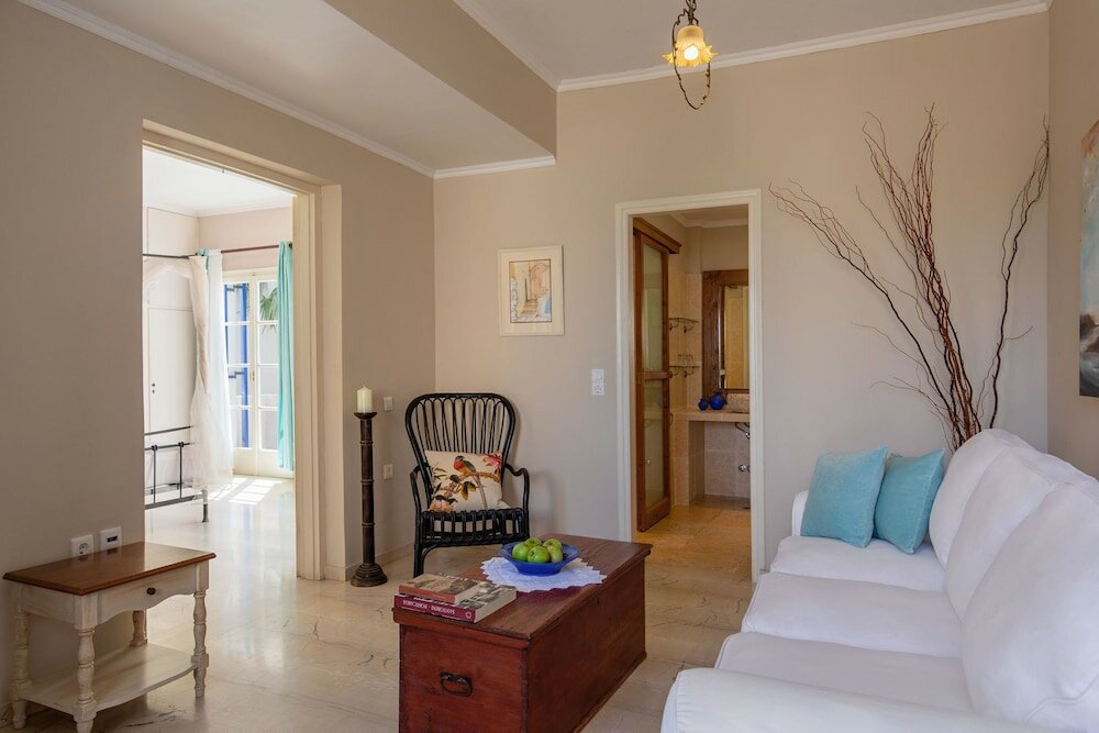 Фото The Boathouse Hotel