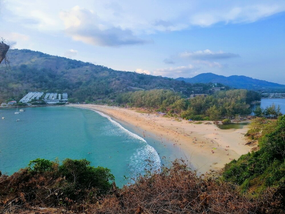 Фото Naiharn Beach Resort