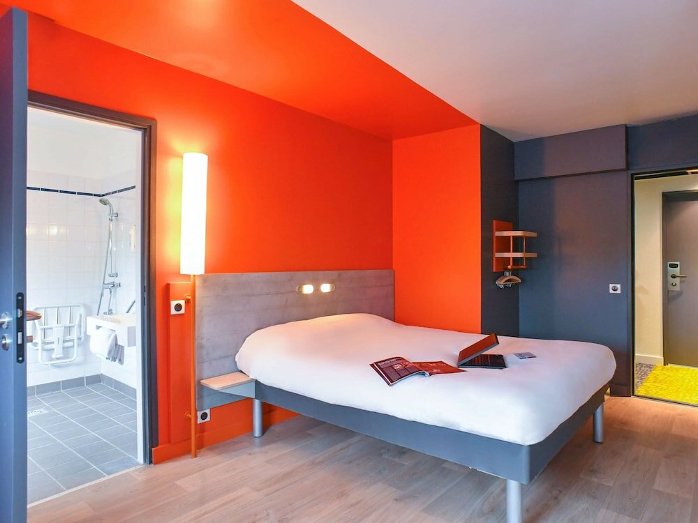 Фото Ibis Budget Coutances