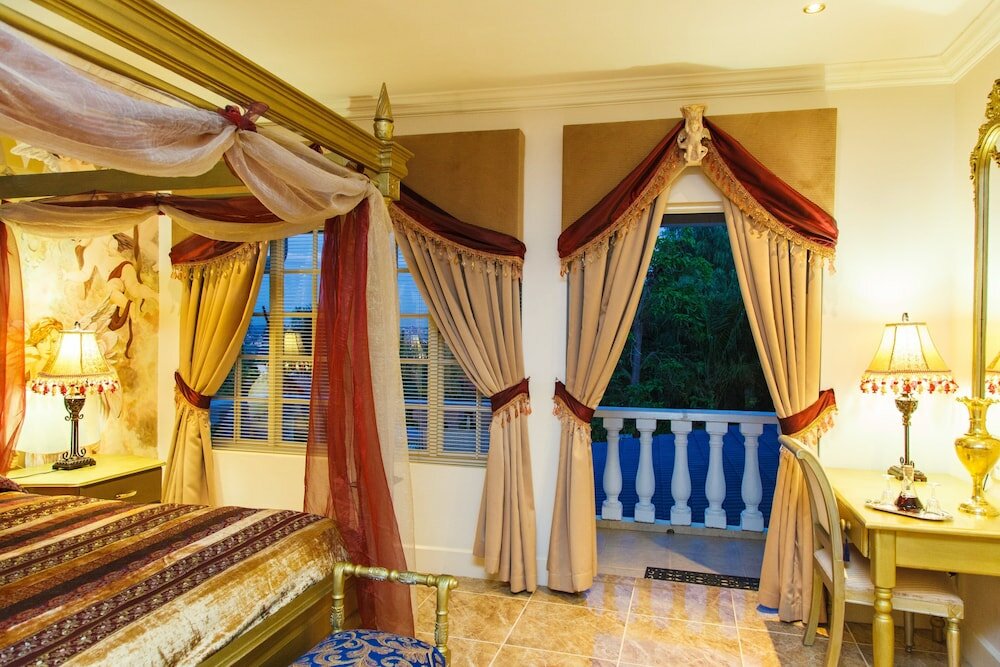 Фото The Angel’s Place Boutique Hotel