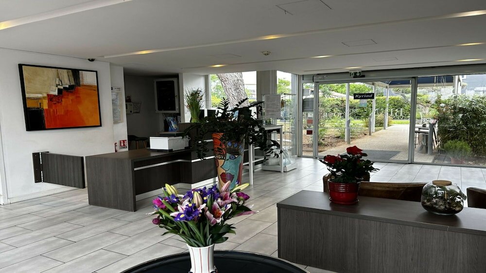 Фото Kyriad Montpellier Aeroport Gare Tgv Sud de France