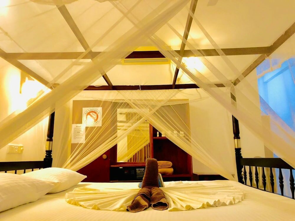 Фото Mirissa Beach Inn