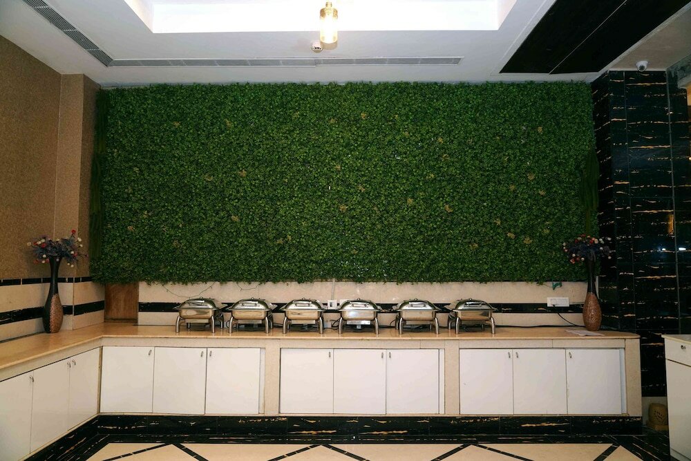 Фото Venizia Sarovar Portico Delhi