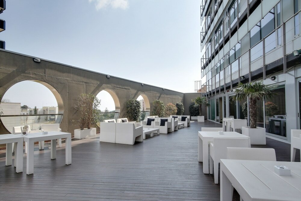 Фото Hotel Badalona Tower