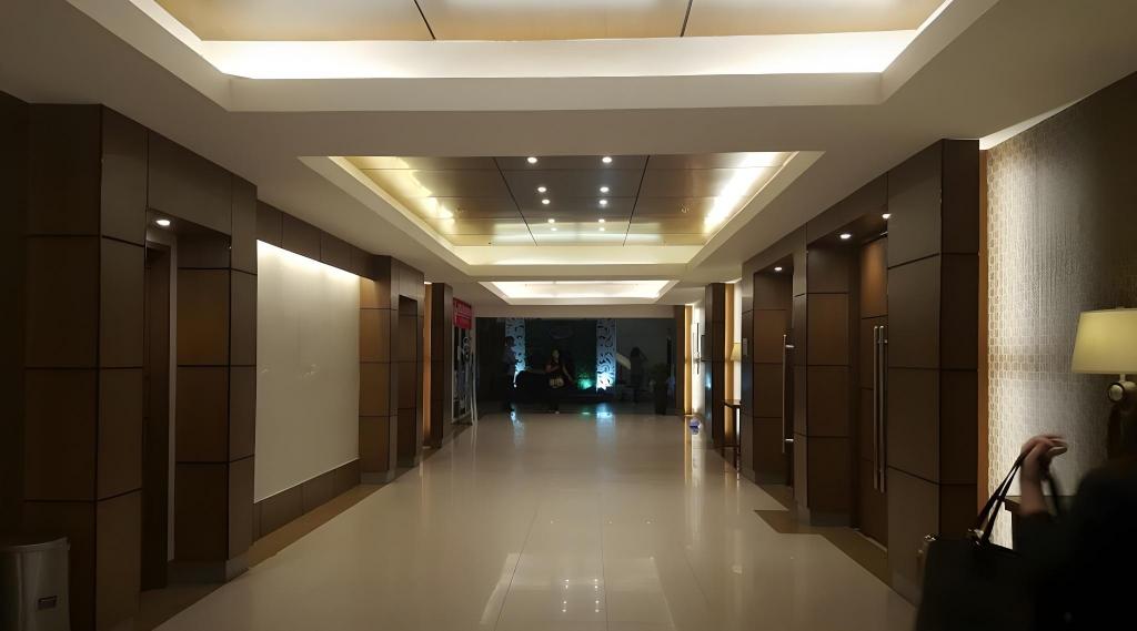 Фото Grand Astoria Hotel