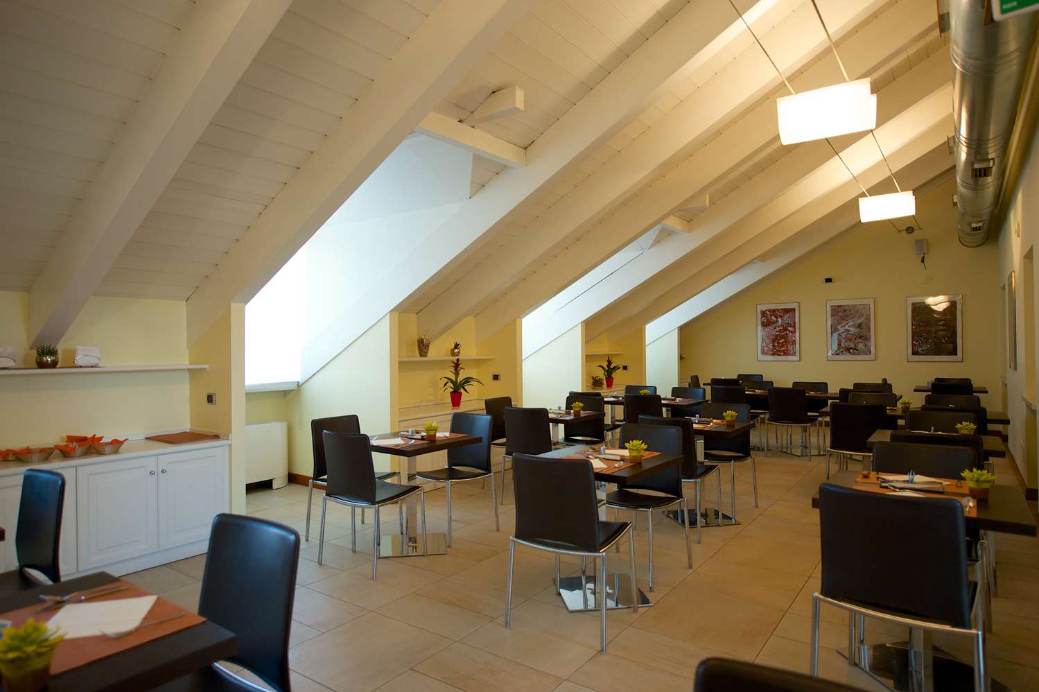 Фото Best Western Crystal Palace Hotel