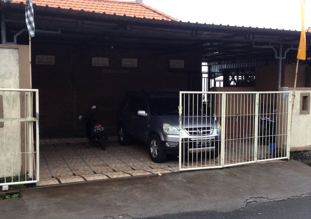 Фото Karang Sari Guesthouse & Restaurant