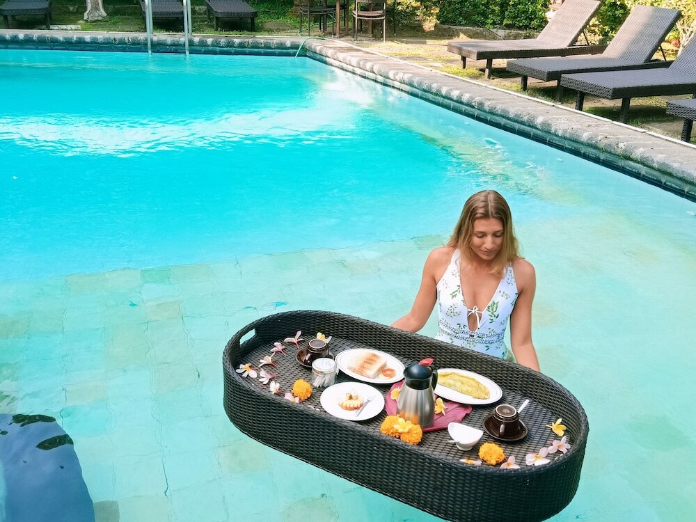 Фото Okawati Hotel