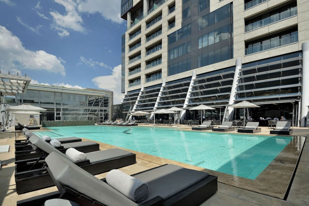 Фото The Leonardo