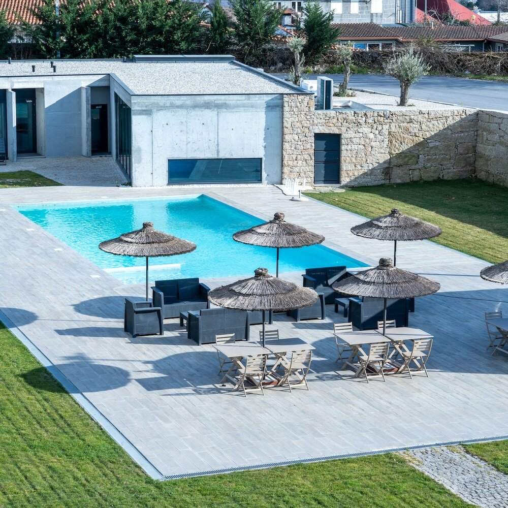 Фото Borralha Hotel