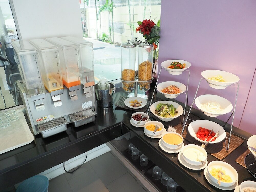 Фото Bella B All Suite Bangkok