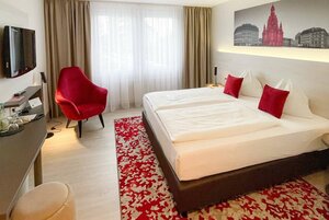 Гостиница Ramada by Wyndham Dresden