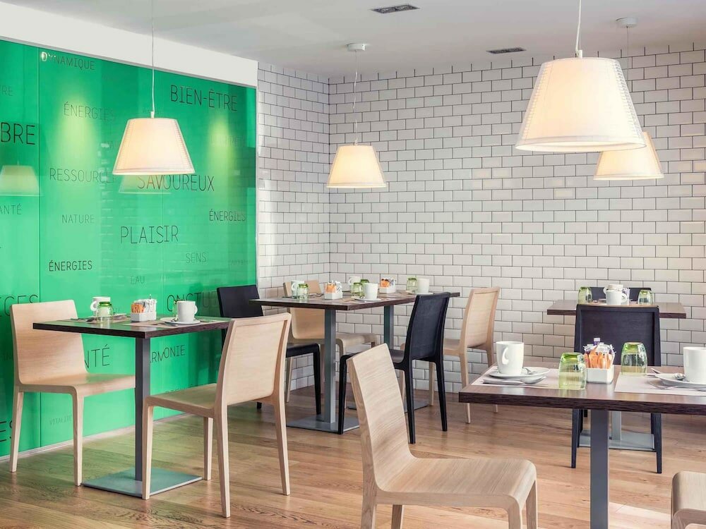 Фото Mercure Paris Gare du Nord La Fayette Hotel