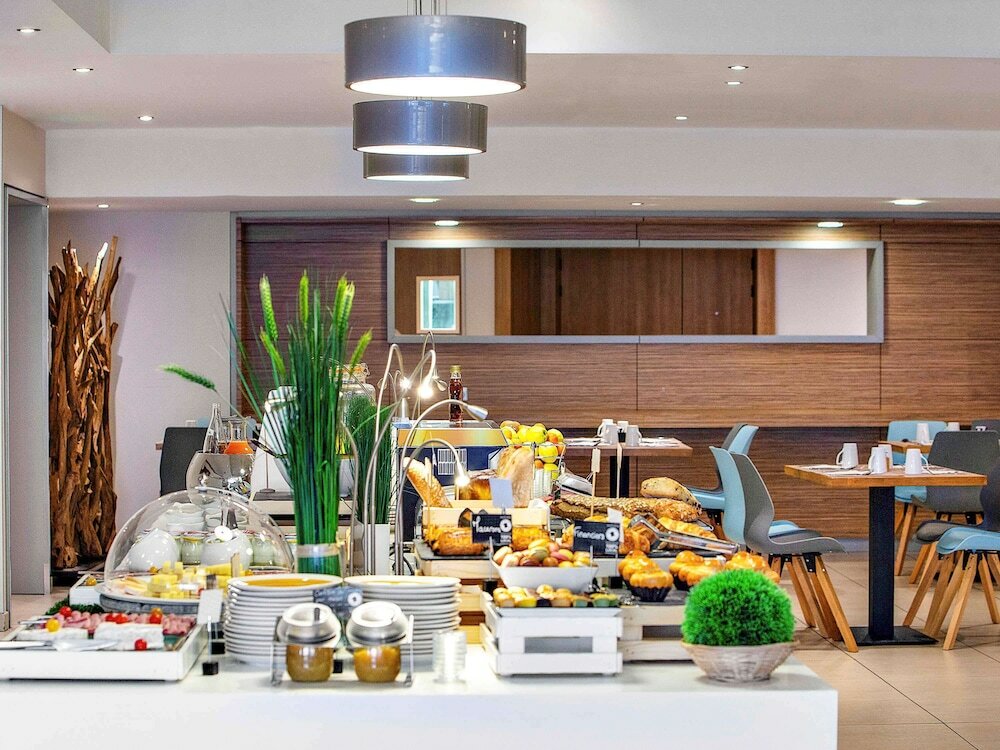 Фото Hôtel Mercure Paris Vaugirard Porte de Versailles