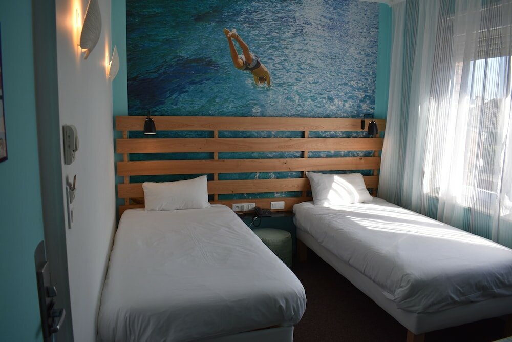 Фото Ibis Styles Calais Centre