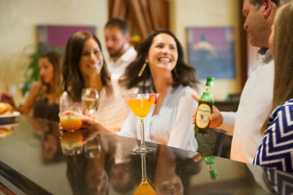 Фото Carriage House Hotel