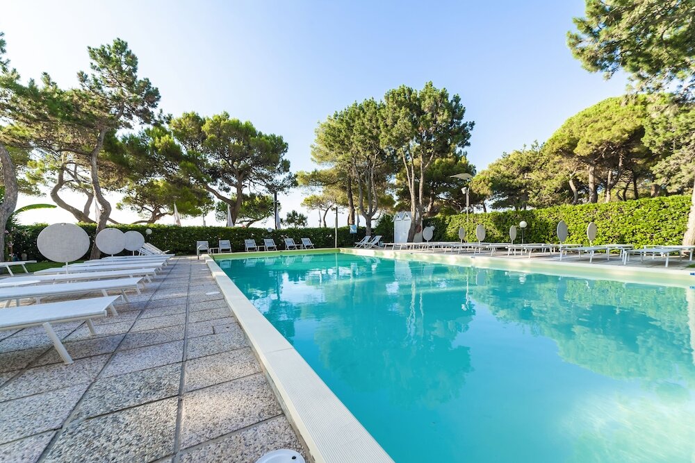 Фото American Hotel