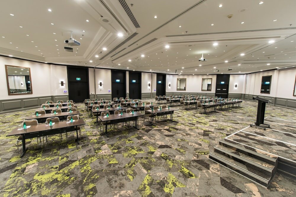 Фото Novotel Sydney International Airport Hotel