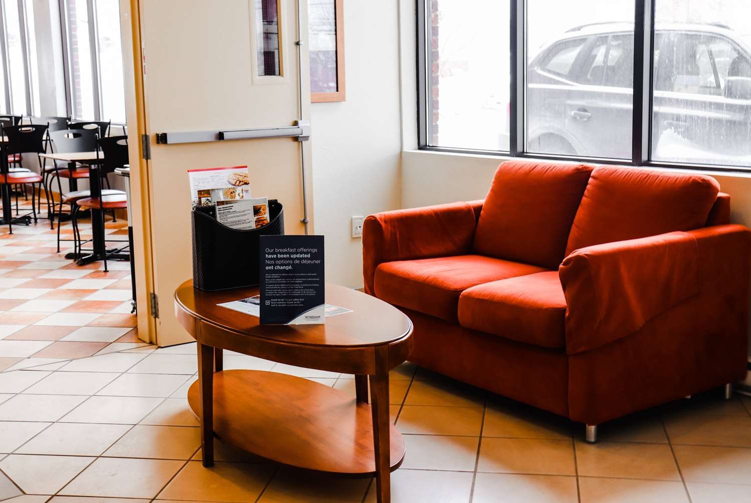 Фото Super 8 by Wyndham Campbellton NB