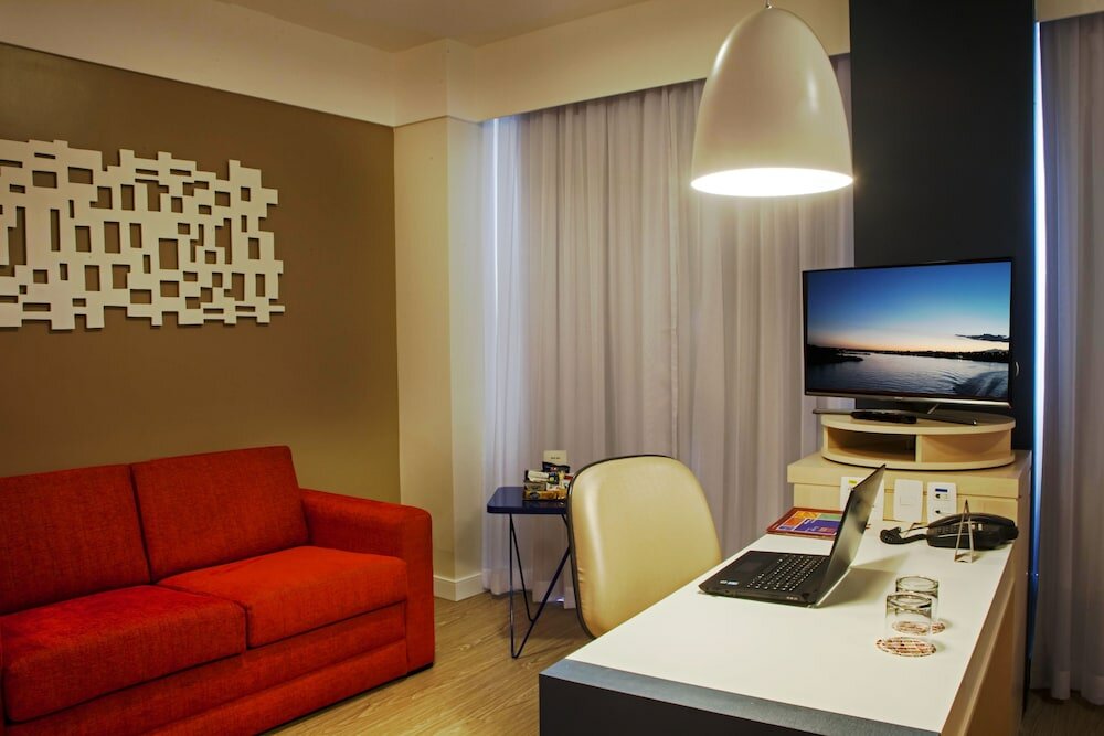 Фото Comfort Suites Alphaville