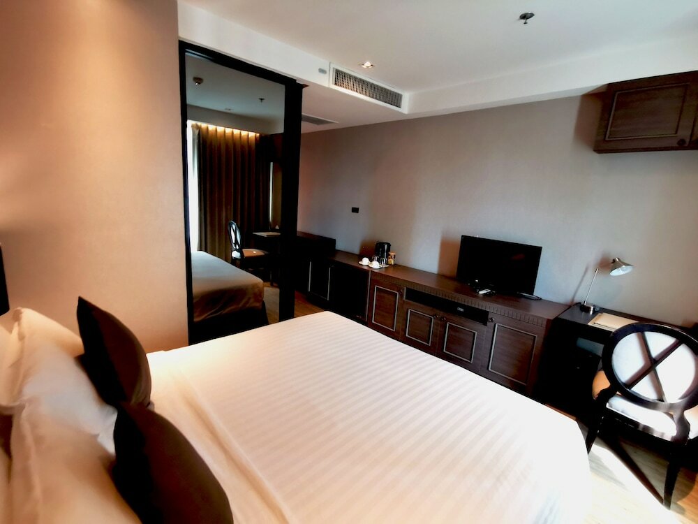 Фото The Duchess Hotel and Residences