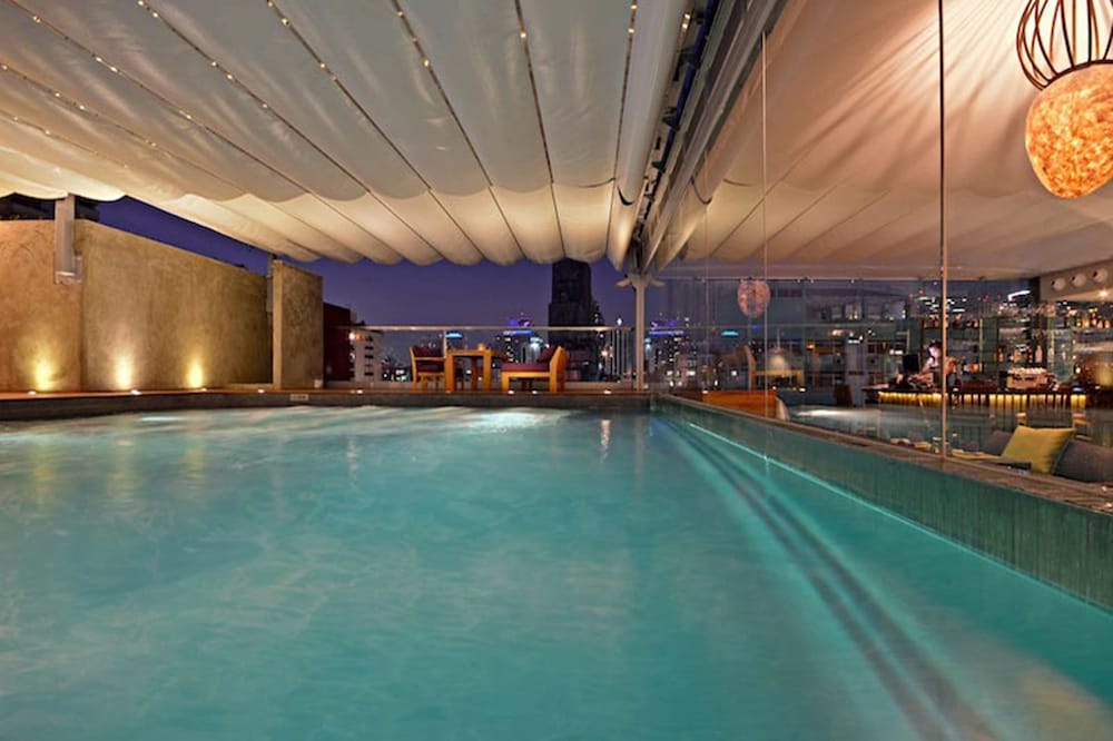 Фото Galleria 10 Hotel Bangkok by Compass Hospitality