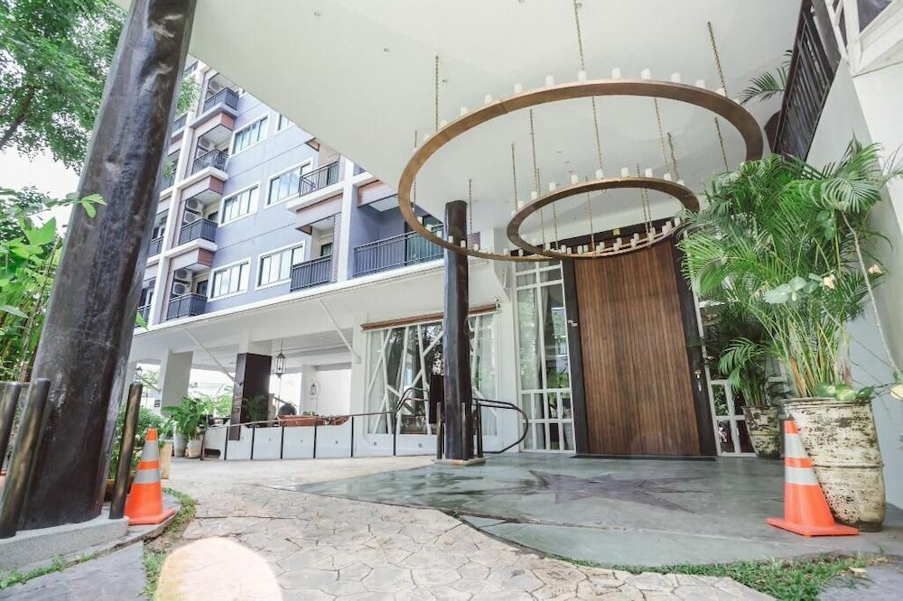 Фото IBooking Trams Square