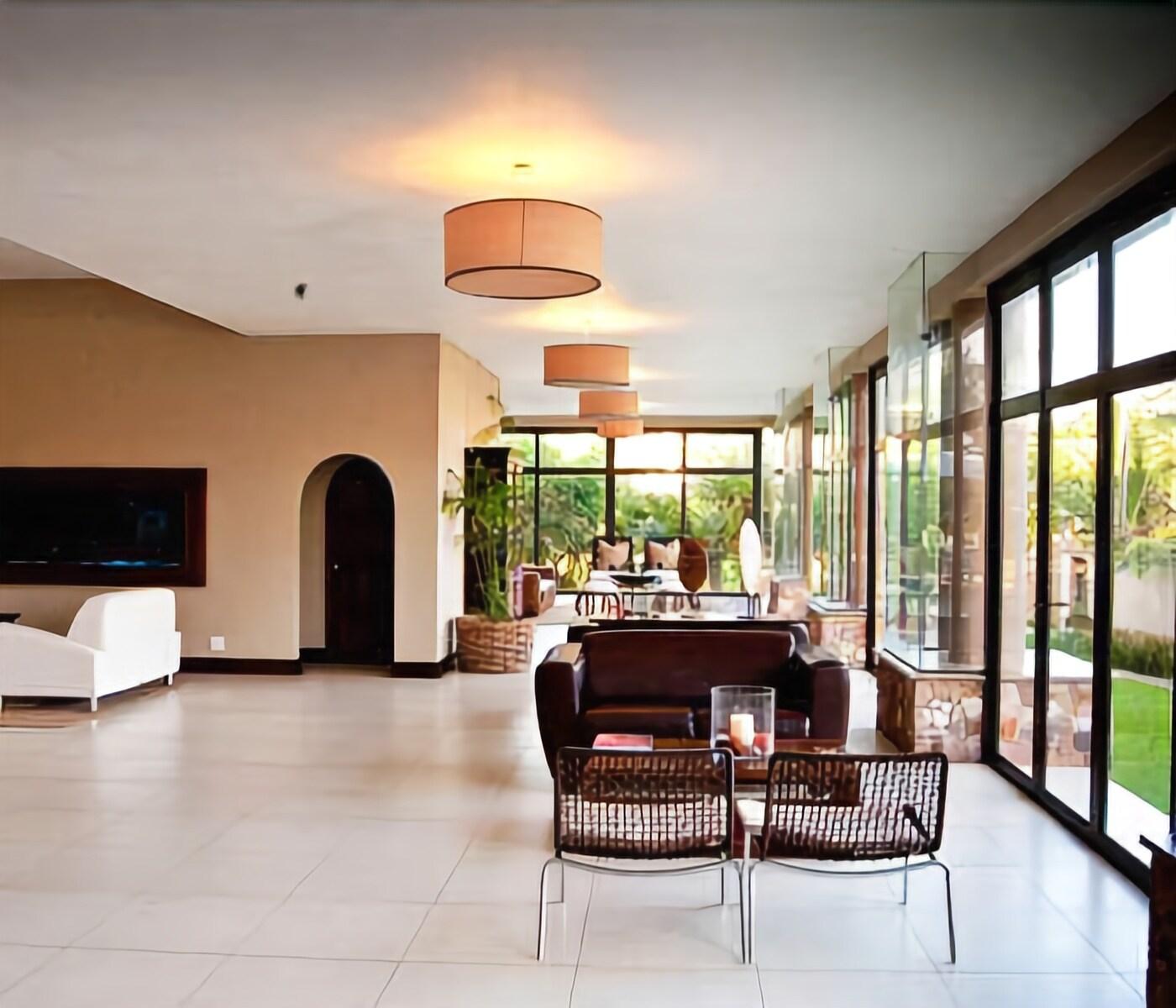 Фото Coco De Mer Boutique Hotel